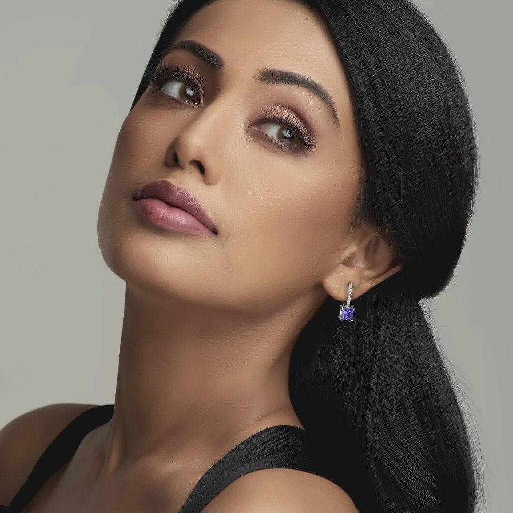 The Neo Elegance Hoop Earrings