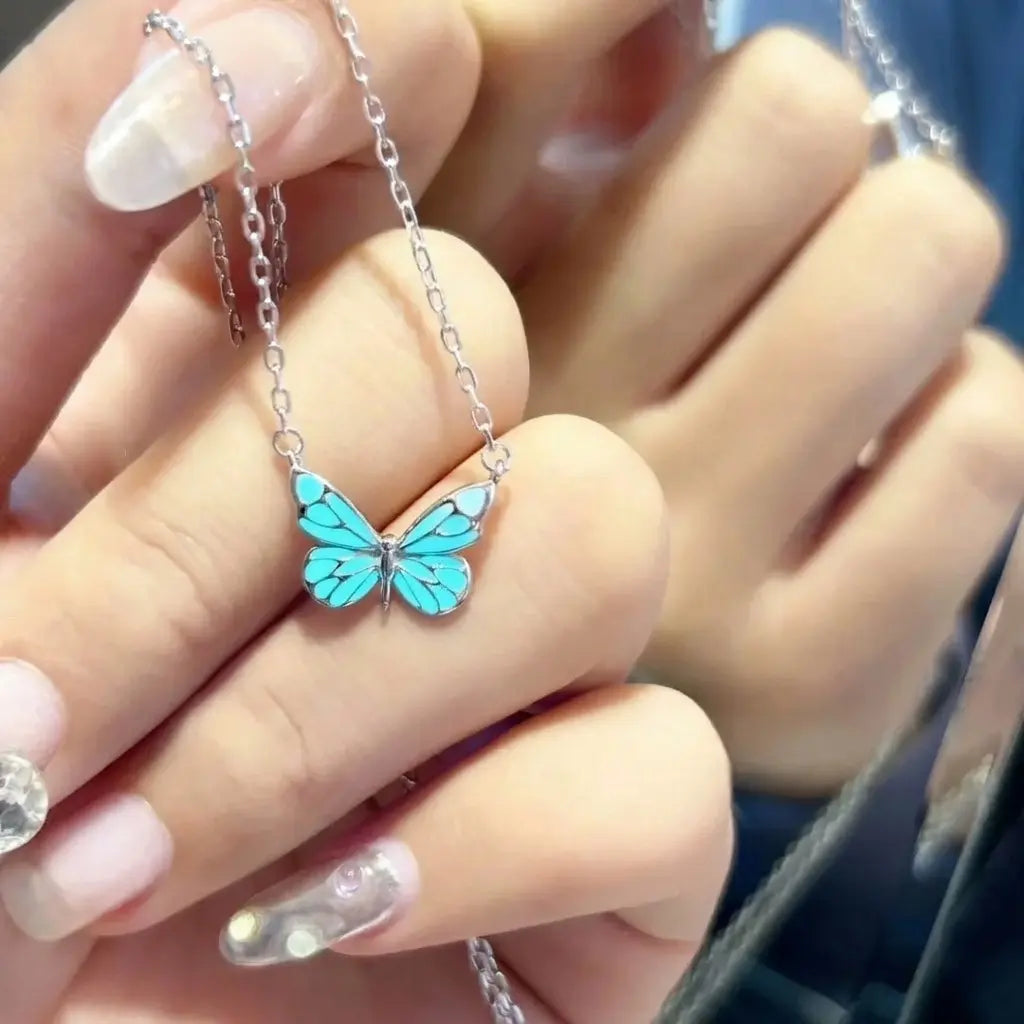 Glowing Butterfly Pendant Necklace 🦋