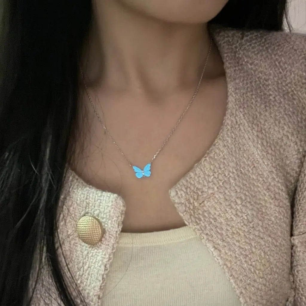 Glowing Butterfly Pendant Necklace 🦋