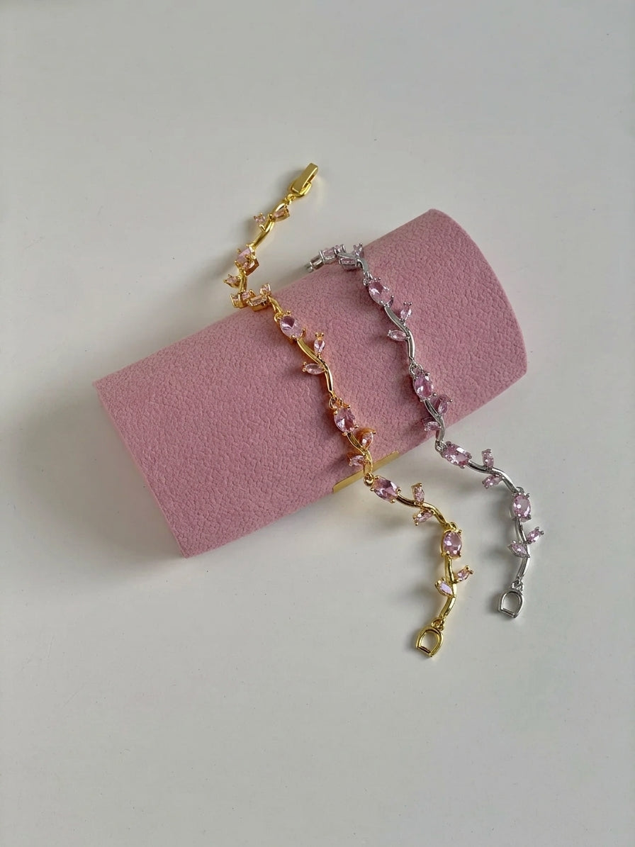 Tulip Petal Bracelet (Stainless Steel)