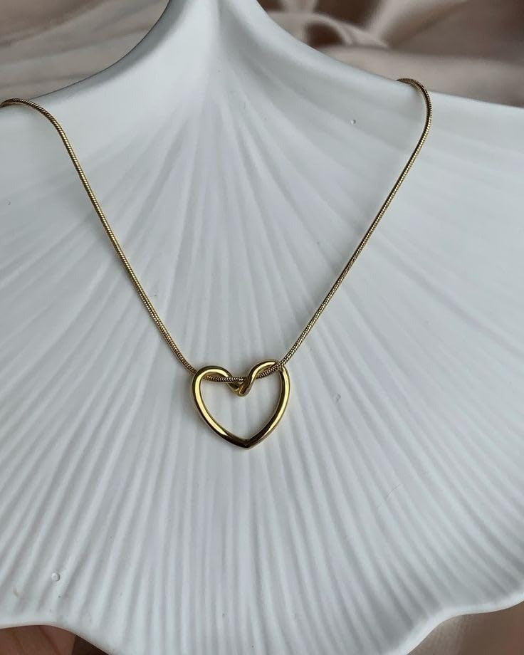 Twisted Knot Heart Necklace