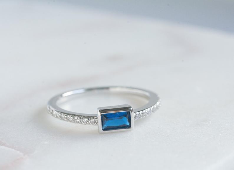 Cushion Cut Blue Sapphire Ring - 925 STERLING SILVER