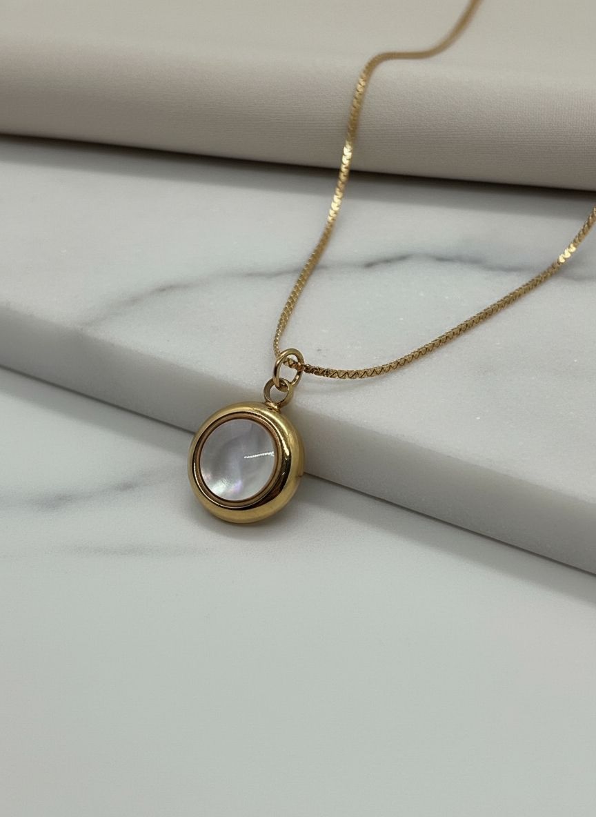 Opal Pendant Necklace – Everyday Elegance
