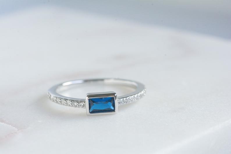 Cushion Cut Blue Sapphire Ring - 925 STERLING SILVER