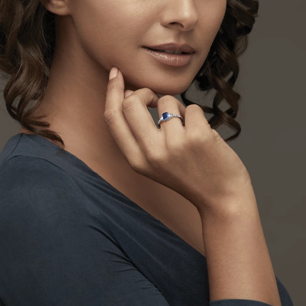 Exemplary Sapphire Bluesapphire Ring