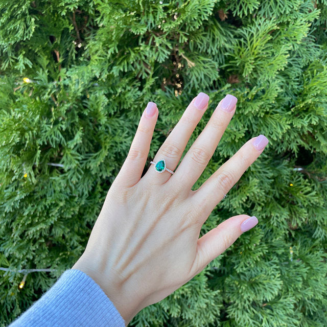 Emerald Green Pear Ring