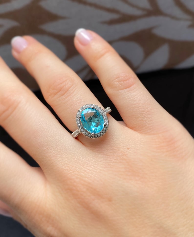 Oval Aqua Marine