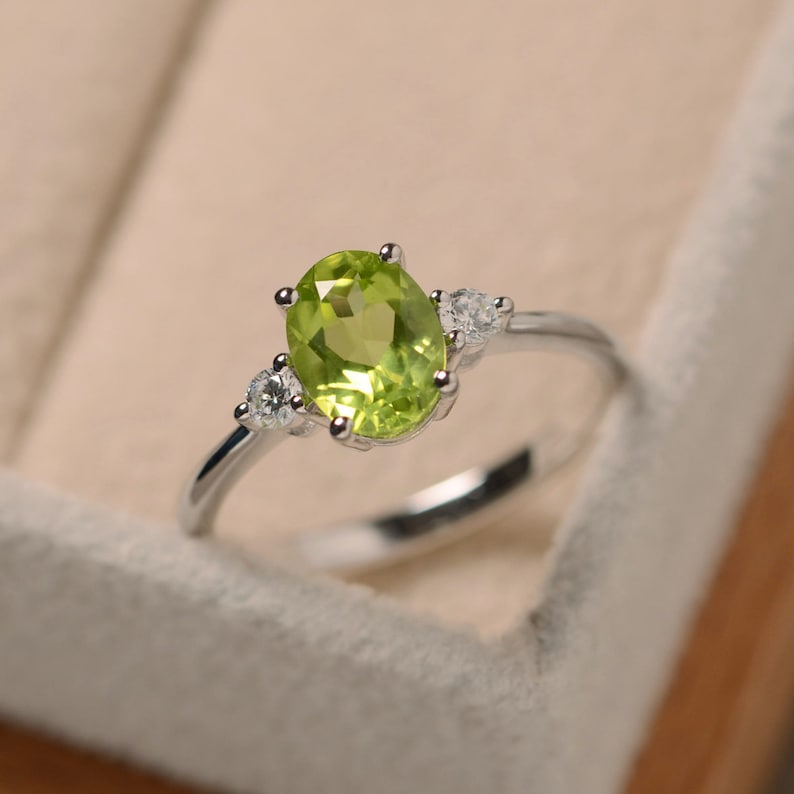 Oval Peridot Ring